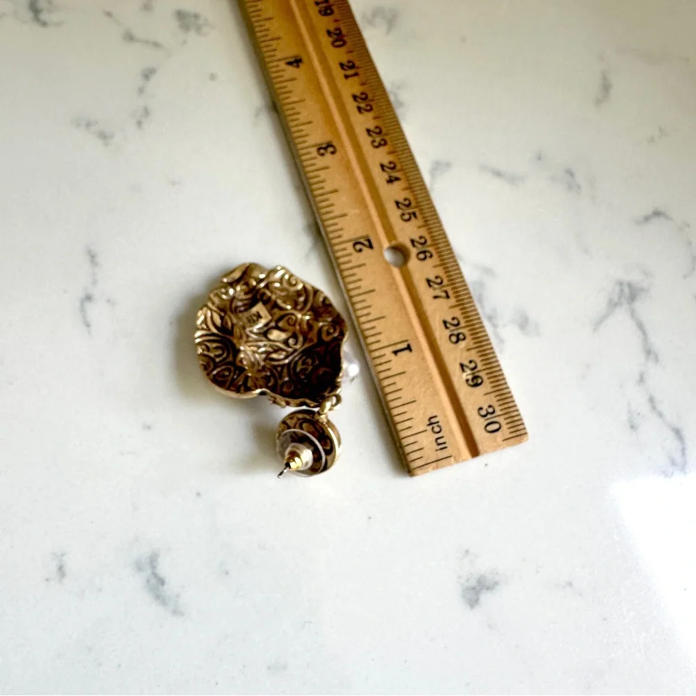 2/$30🌵 Vintage Style Elephant Earrings Gold Colorful Stones Faux Pearl Boho NEW - Picture 8 of 10